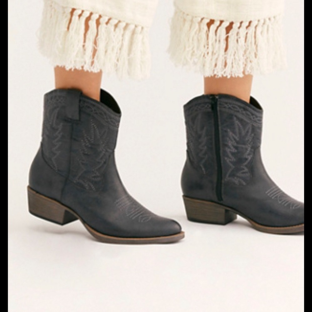 Free People Vegan ranch boot size 8